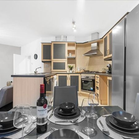 Birmingham, Modern 2 Bedroom, Free Parking Spaces, Free Wi-Fi And Netflix Exterior photo