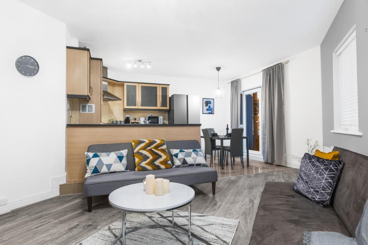 Birmingham, Modern 2 Bedroom, Free Parking Spaces, Free Wi-Fi And Netflix Exterior photo
