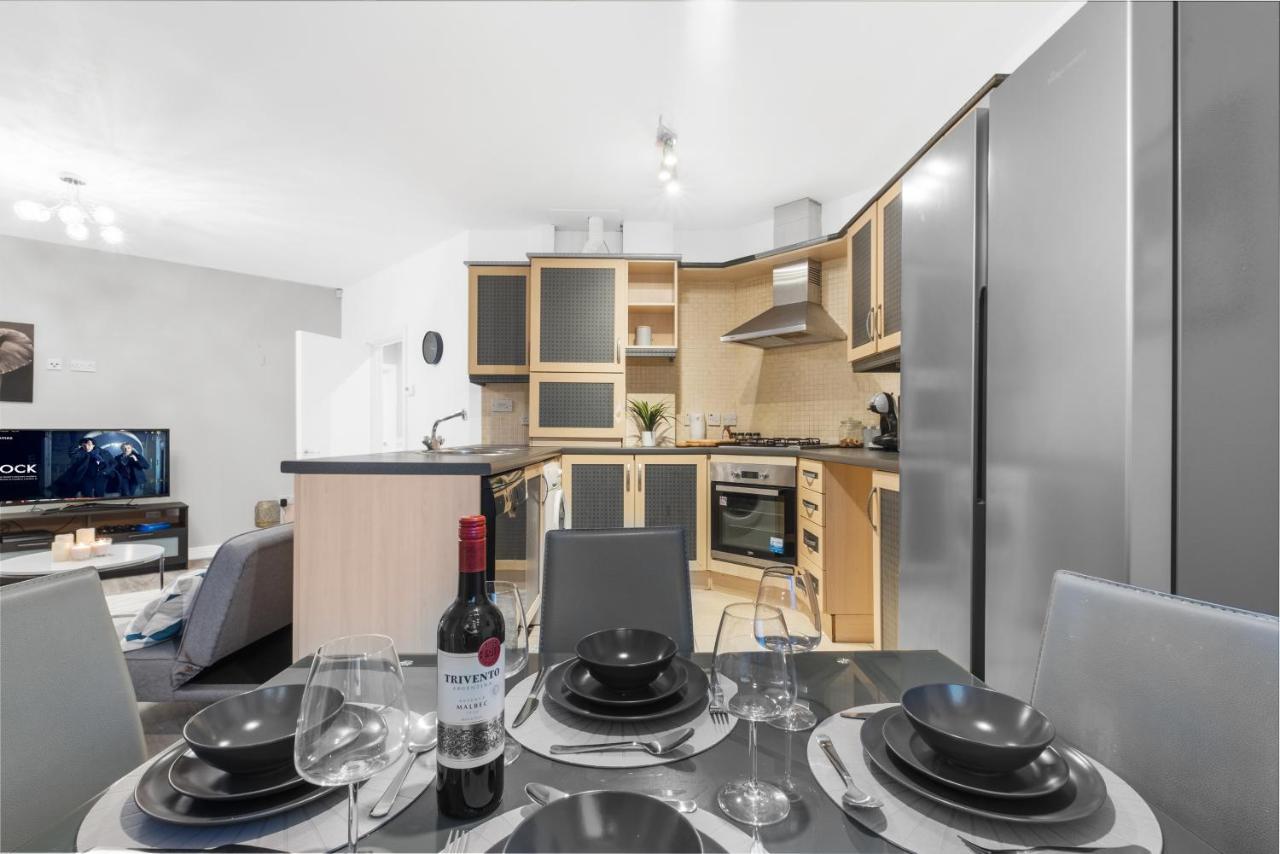 Birmingham, Modern 2 Bedroom, Free Parking Spaces, Free Wi-Fi And Netflix Exterior photo