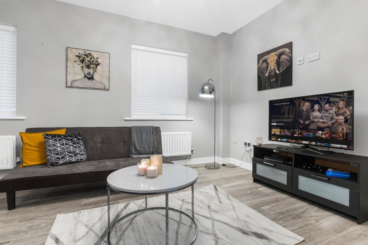 Birmingham, Modern 2 Bedroom, Free Parking Spaces, Free Wi-Fi And Netflix Exterior photo